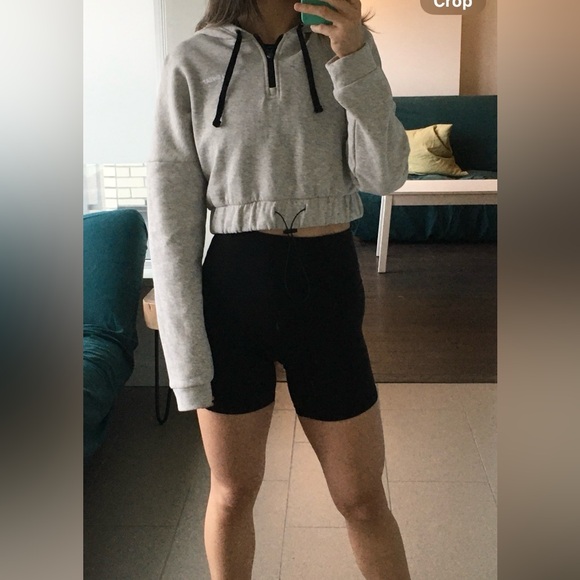 Cropped half zip hoodie - Picture 2 of 8